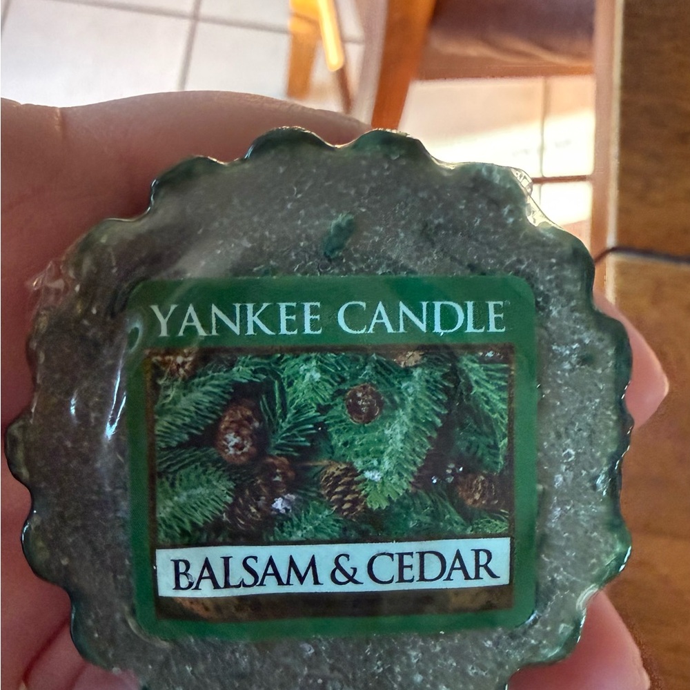 Lot Of 9 Vintage And Rare  Retired Scents Yankee candle Wax Tarts - Picture 5 of 10